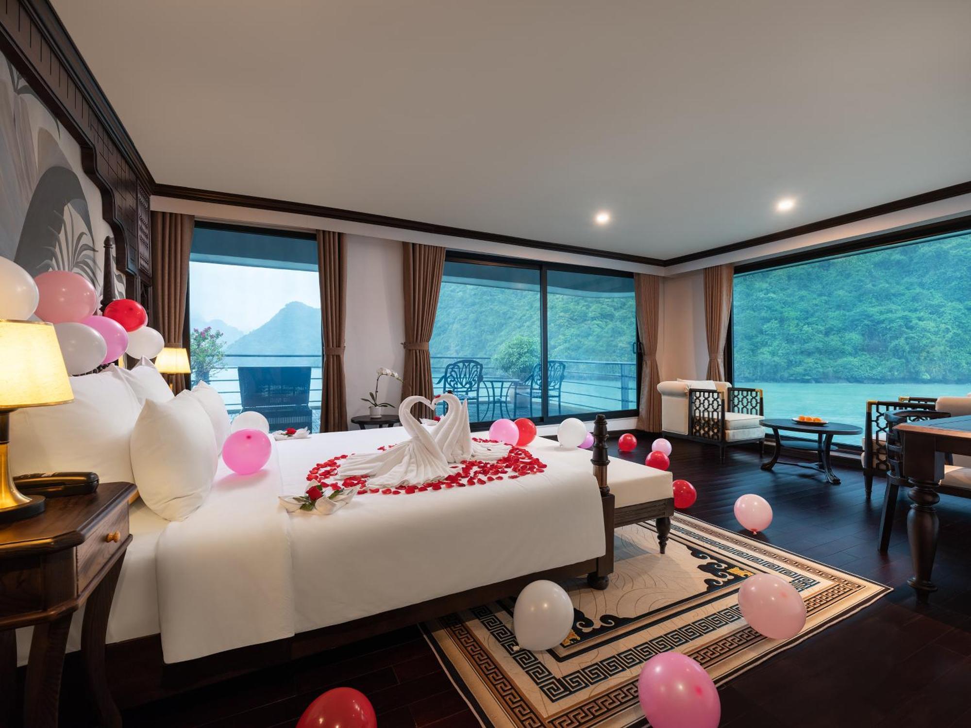 Era Premium Cruises Halong Otel Ha Long Dış mekan fotoğraf