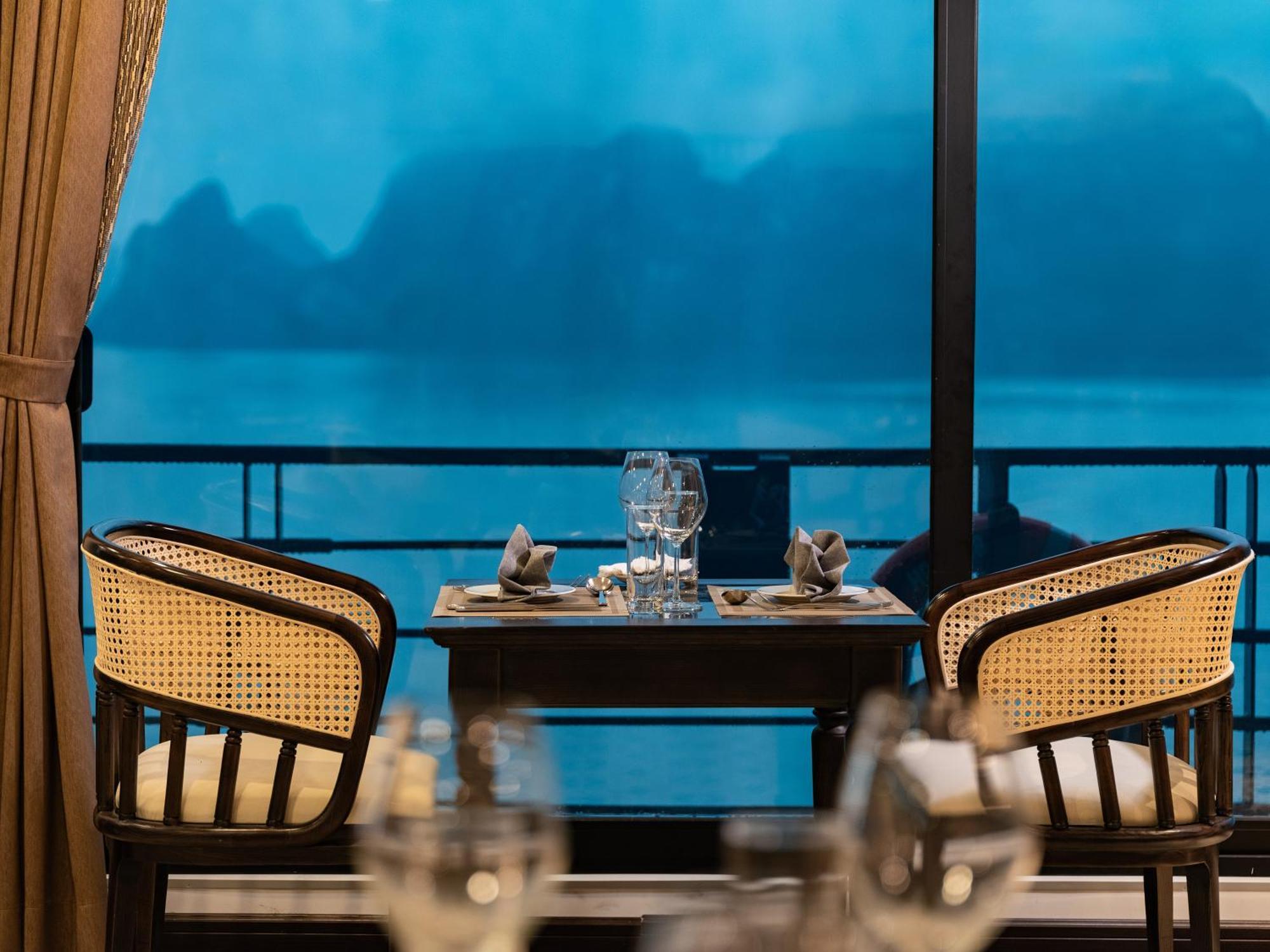 Era Premium Cruises Halong Otel Ha Long Dış mekan fotoğraf