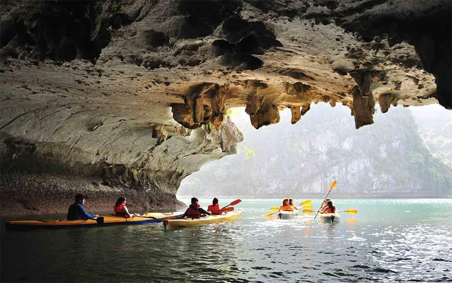 Era Premium Cruises Halong Otel Ha Long Dış mekan fotoğraf