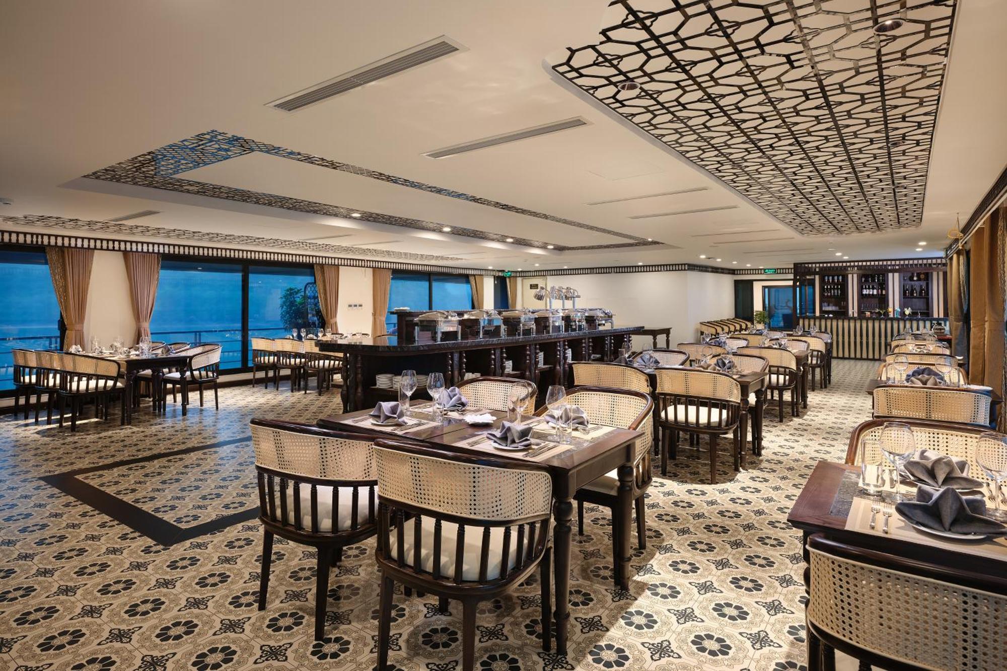 Era Premium Cruises Halong Otel Ha Long Dış mekan fotoğraf