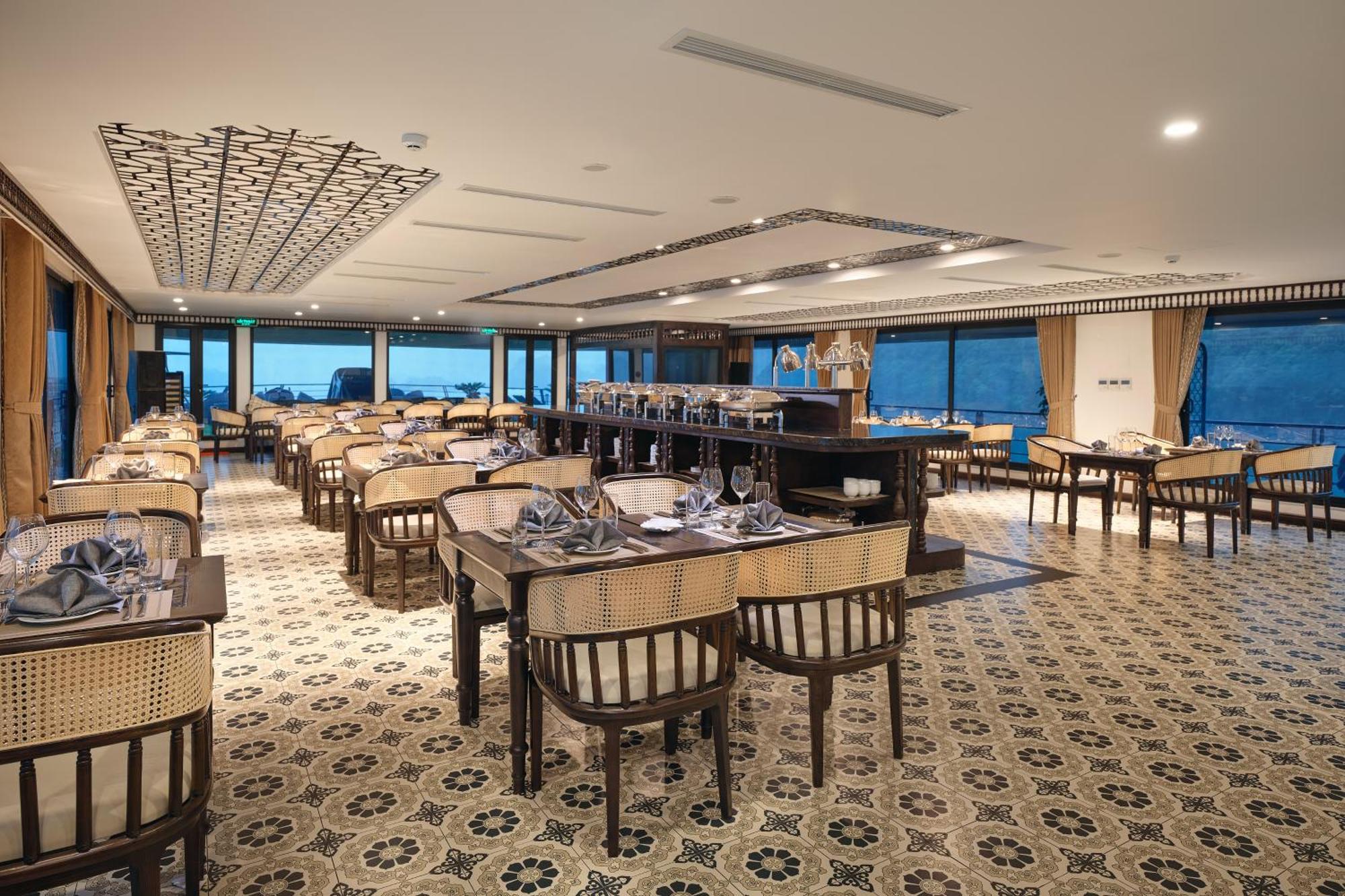 Era Premium Cruises Halong Otel Ha Long Dış mekan fotoğraf
